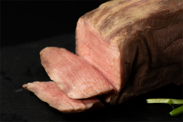 冬の食卓に、牛タンという贅沢を