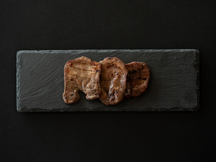 焼きたて陣中牛タン 丸ごと一本 成牛